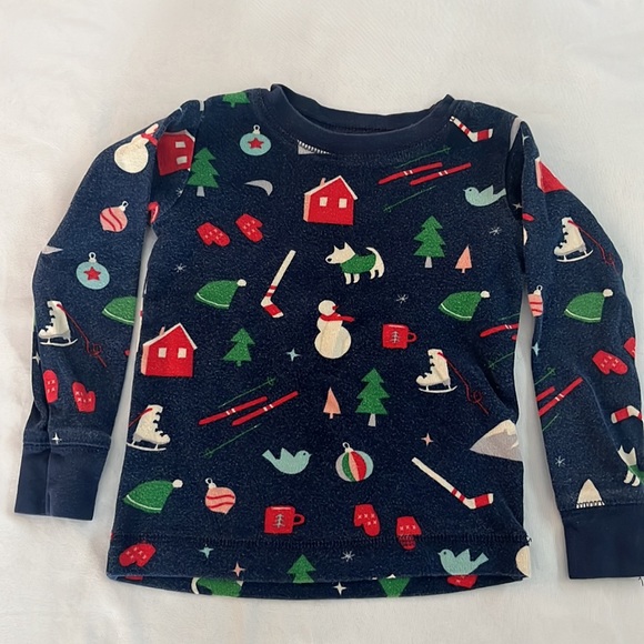 Hatley 2 Piece Pajamas 2T - Picture 2 of 8